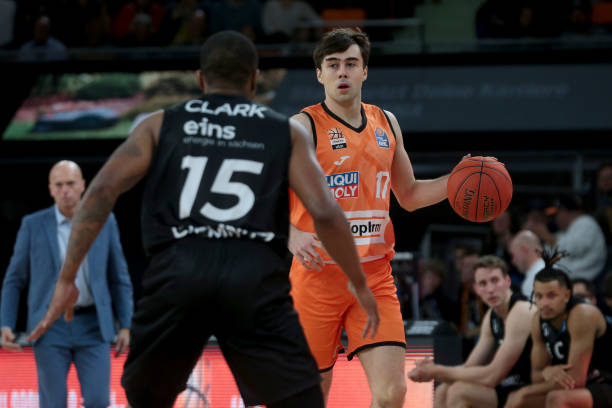 但它的训练 但它的训练