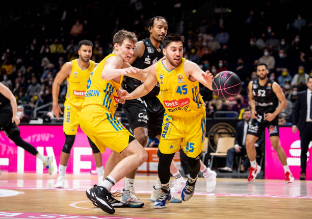 供了视角 供了视角