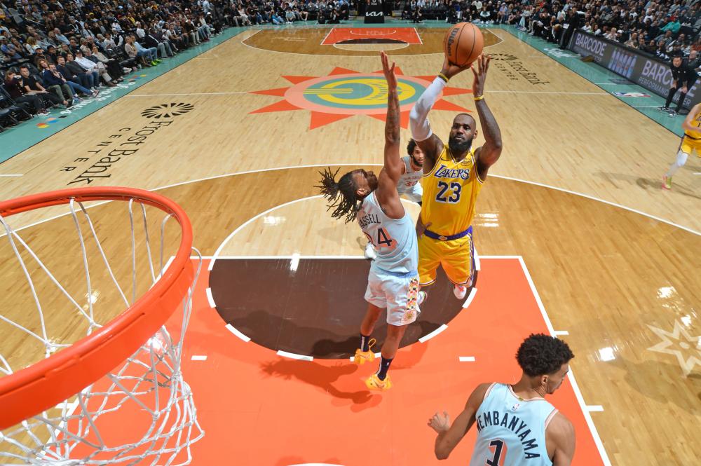 全力以赴地 全力以赴地